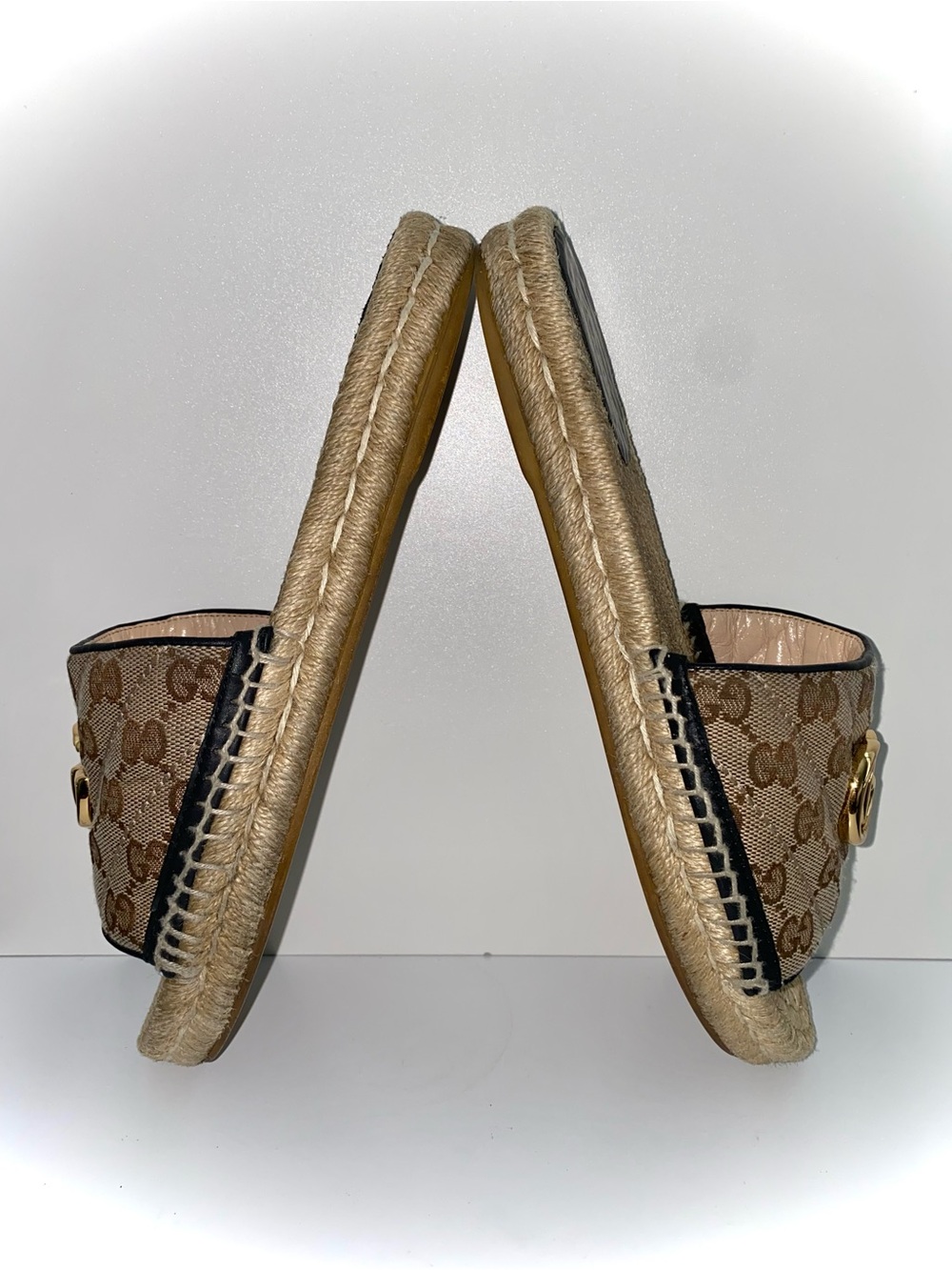 Authentic Gucci Beige Espadrilles Slide Sandals with Gold Double GG - Picture 6 of 11